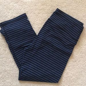 GapFit Workout Capri Leggings